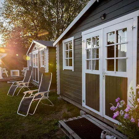 Prangli kodumajutus Проживание в семье