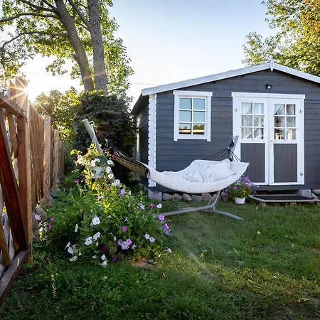 Prangli kodumajutus Проживание в семье *