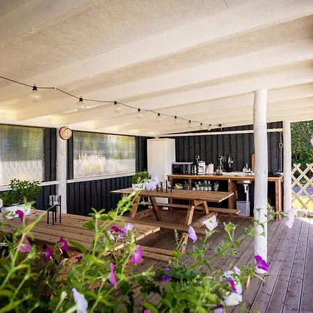 Prangli kodumajutus Проживание в семье