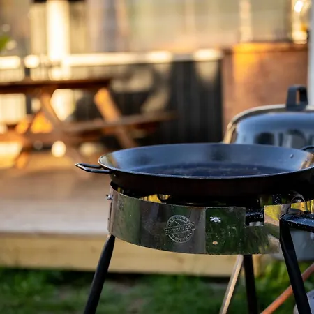 Prangli kodumajutus Проживание в семье *