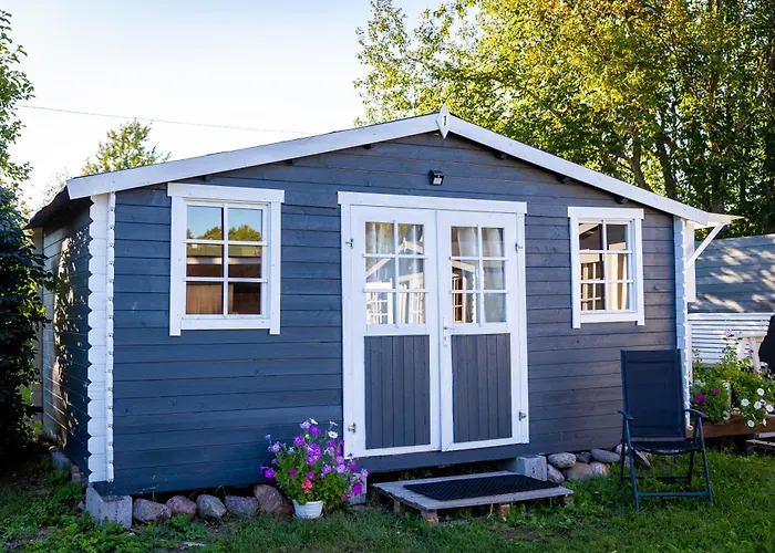 Prangli kodumajutus Проживание в семье *