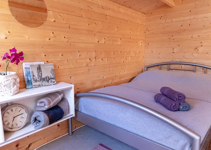 Проживание в семье Prangli kodumajutus *