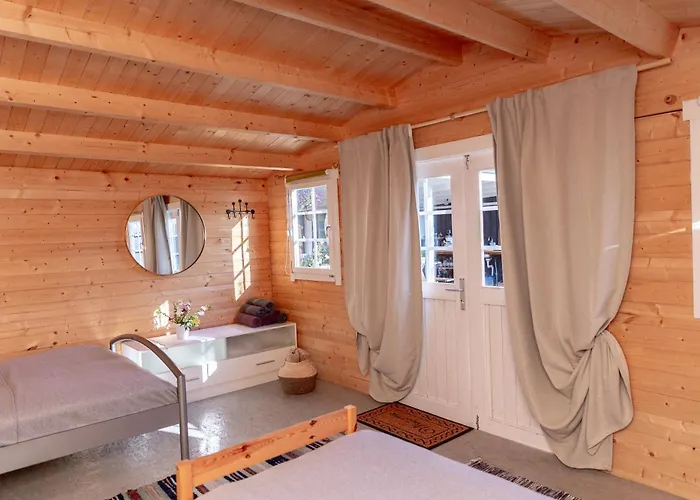 Проживание в семье Prangli kodumajutus