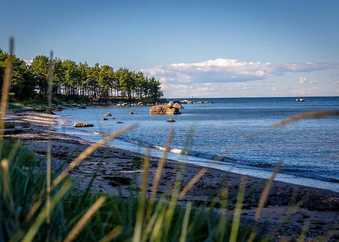 Prangli kodumajutus Проживание в семье *